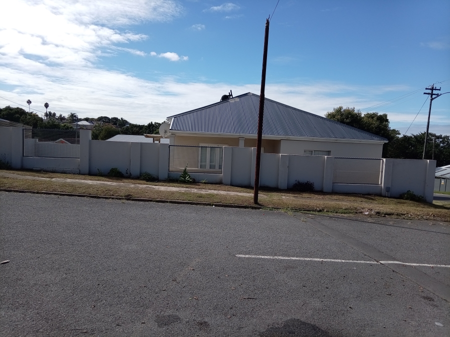 2 Bedroom Property for Sale in Cambridge West Eastern Cape
